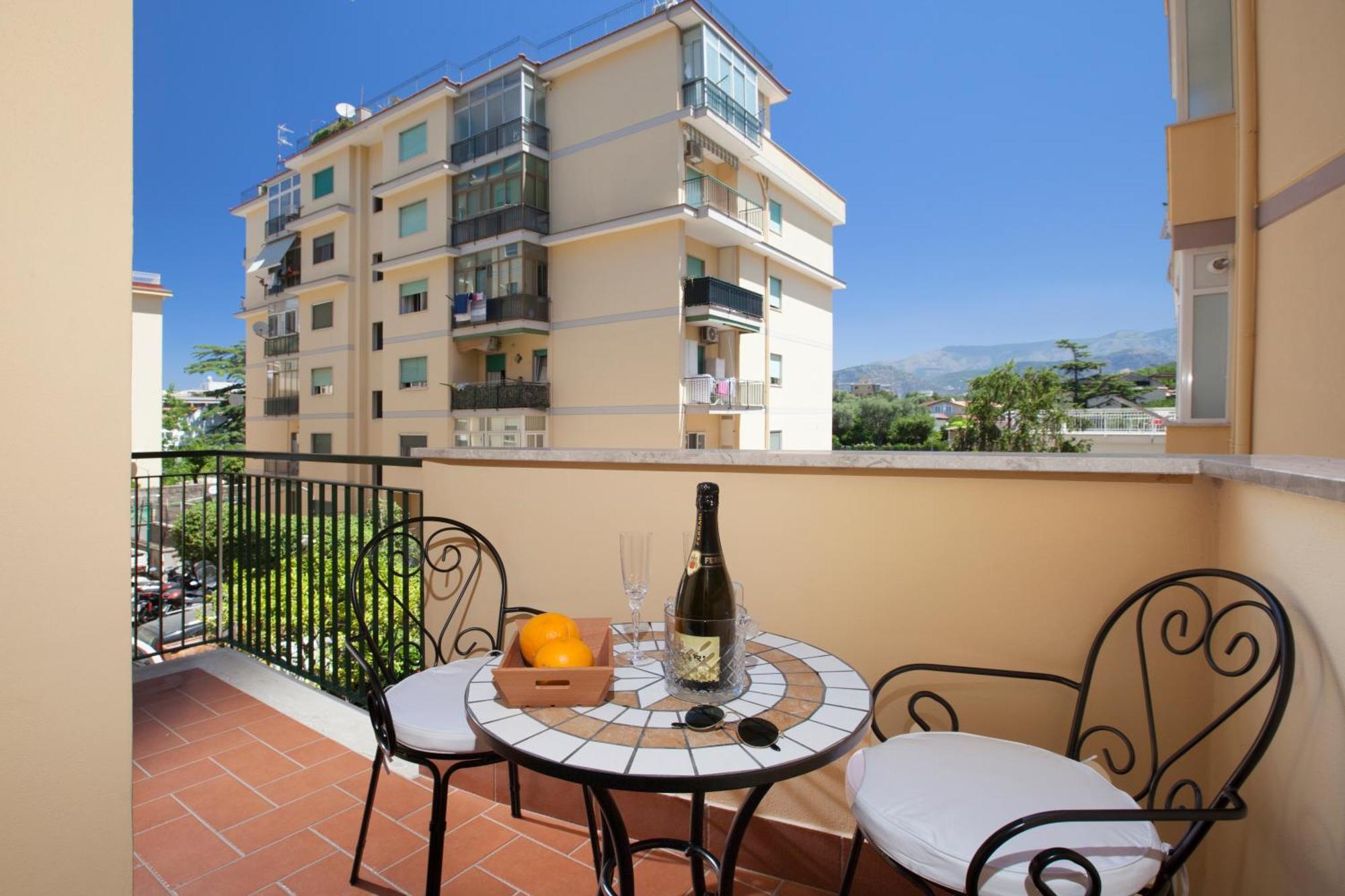 Bed and Breakfast Camalu Sorrento Esterno foto